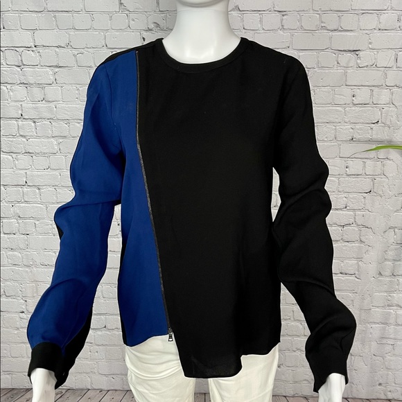 BCBGMAXAZRIA Versatile Blue-Aqua-Black Zip Blouse - Picture 5 of 11